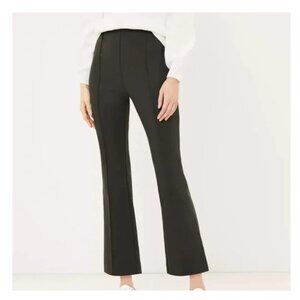 LOFT High-Waist Kick Crop Black Pants EUC